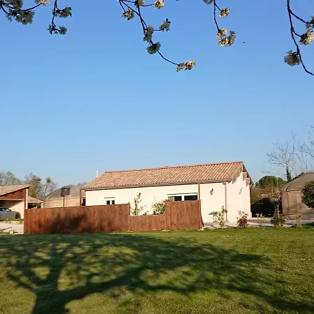 O2 Yourtes Holiday home Le Bourdet